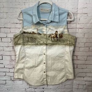 Bit & Bridle Women Size Large Sleeveless Western Button Shirt Horses Barn Scene